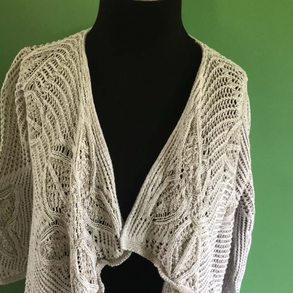 🟦🟦Jeanne Pierre Crocheted Shrug🟦🟦 - Picture 3 of 8